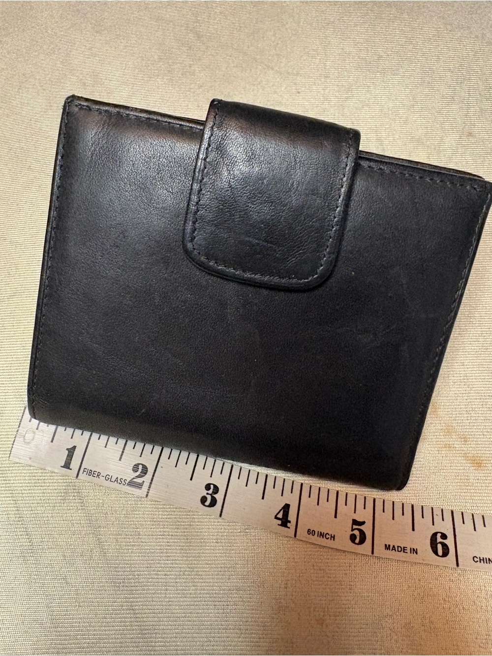 Vintage Classic Black Leather Women's Wallet - Kiss Snap Closure